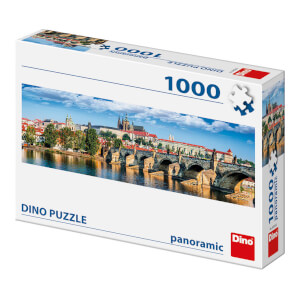 Hradčany v noci 1000D panor.
